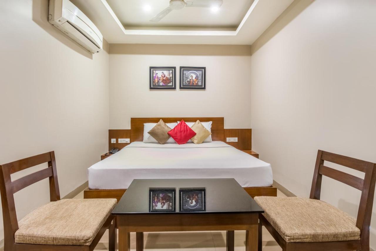 Hotel Five Elements à Visakhapatnam Extérieur photo